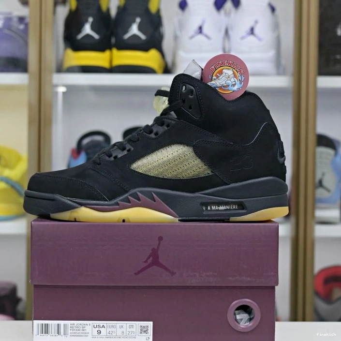 A Air MANIÉRE 5 x Jordan MA 0121